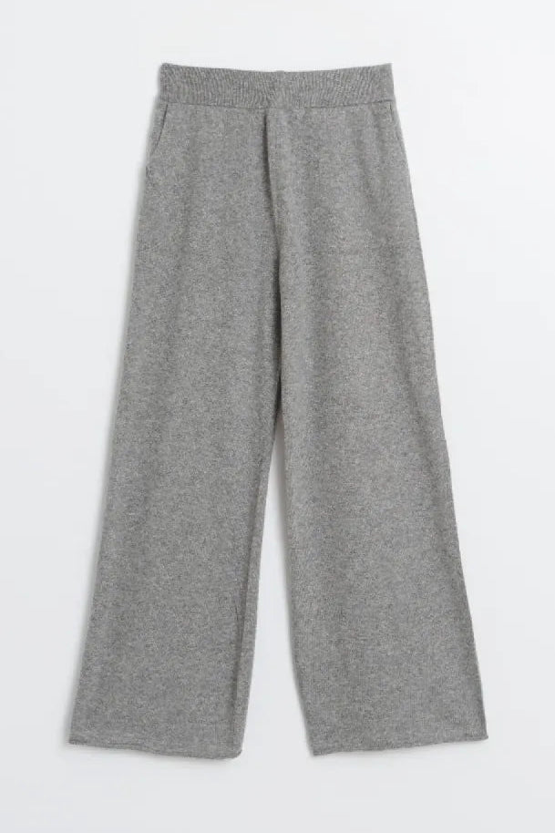 Indi & Cold Crop pants with cashmere