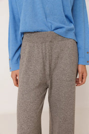 Indi & Cold Crop pants with cashmere