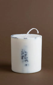 The MUNIO Candle Pillar Lavender
