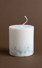 The MUNIO Candle Pillar Linden Flowers
