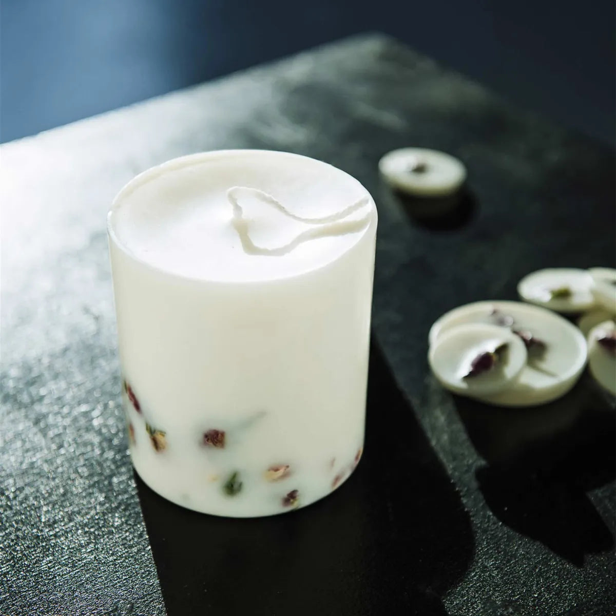 The MUNIO Candle Pillar Rose