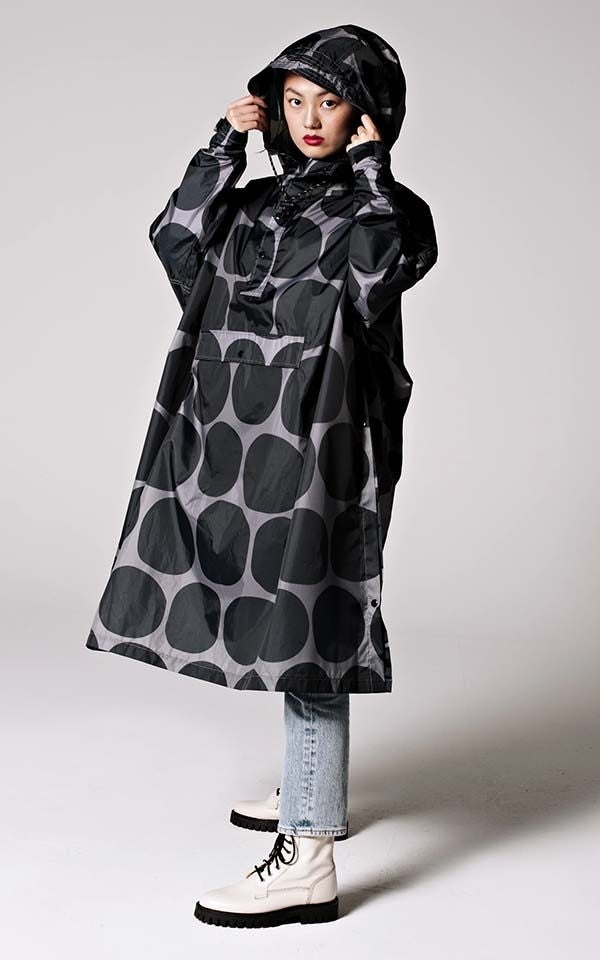 Jacket Poncho Black Polka