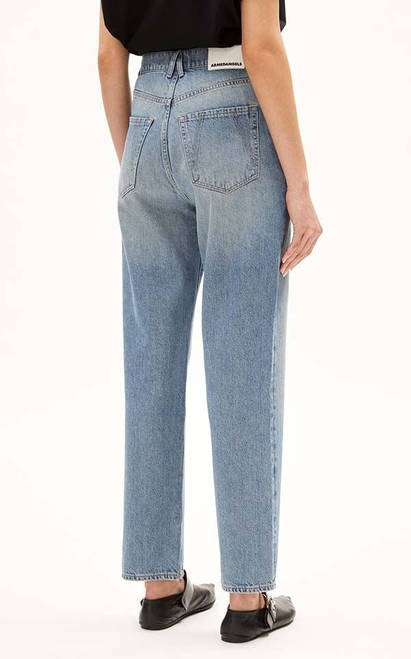 Jeans Aaikala Detail