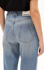 Jeans Aaikala Detail