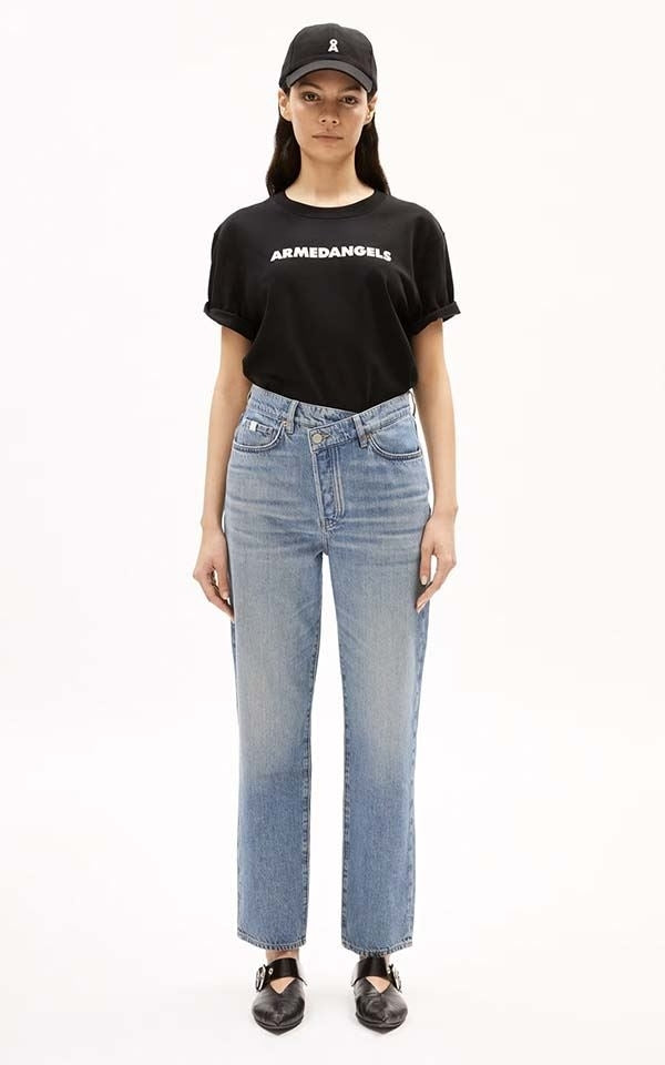 Jeans Aaikala Detail
