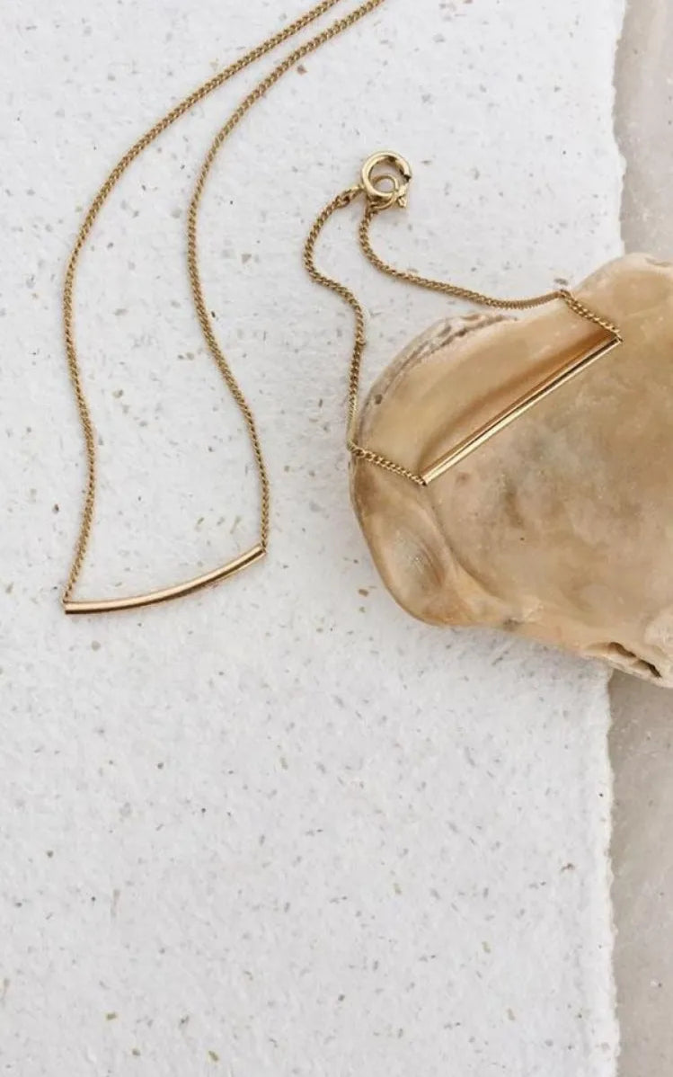 Essyello Necklace Curve Tube