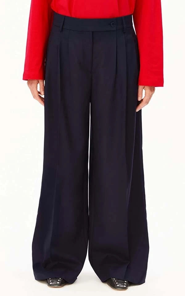 Pants Kaayua