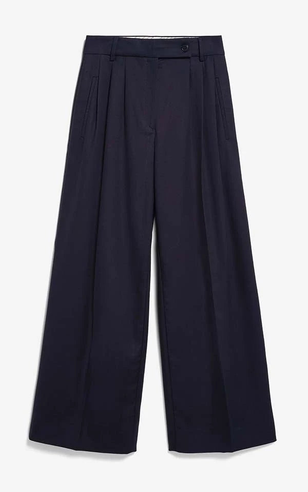 Pants Kaayua