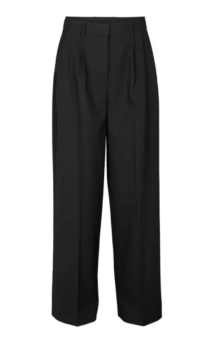 Basic Apparel Pants Marjo