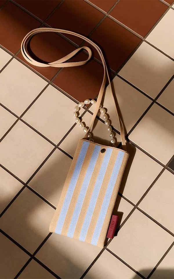 Phone Pouch Knitted Stripes