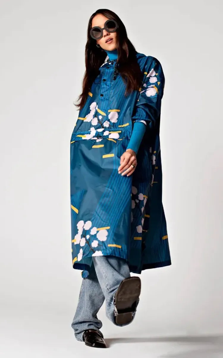 Rainkiss Poncho Japanese Blossom