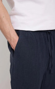 Short Linen Pull-on