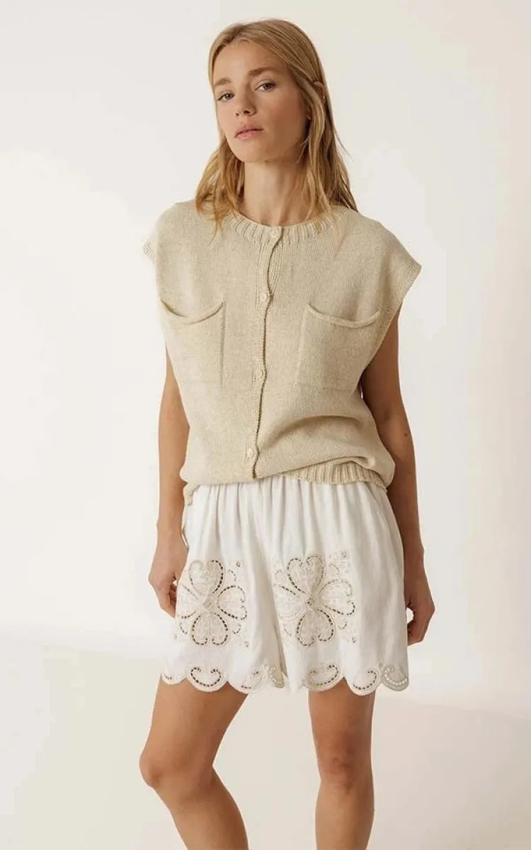 indi & cold Shorts Scalloped Embroidery