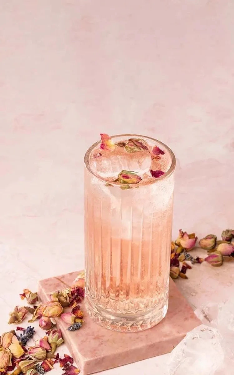 Pineut Snippers Botanicals Pink Gin