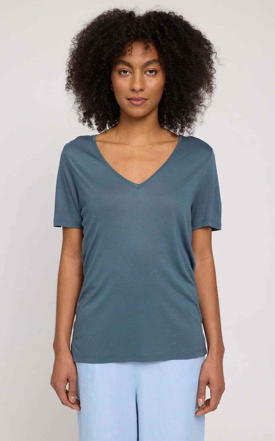 T-shirt Ecovero V-Neck