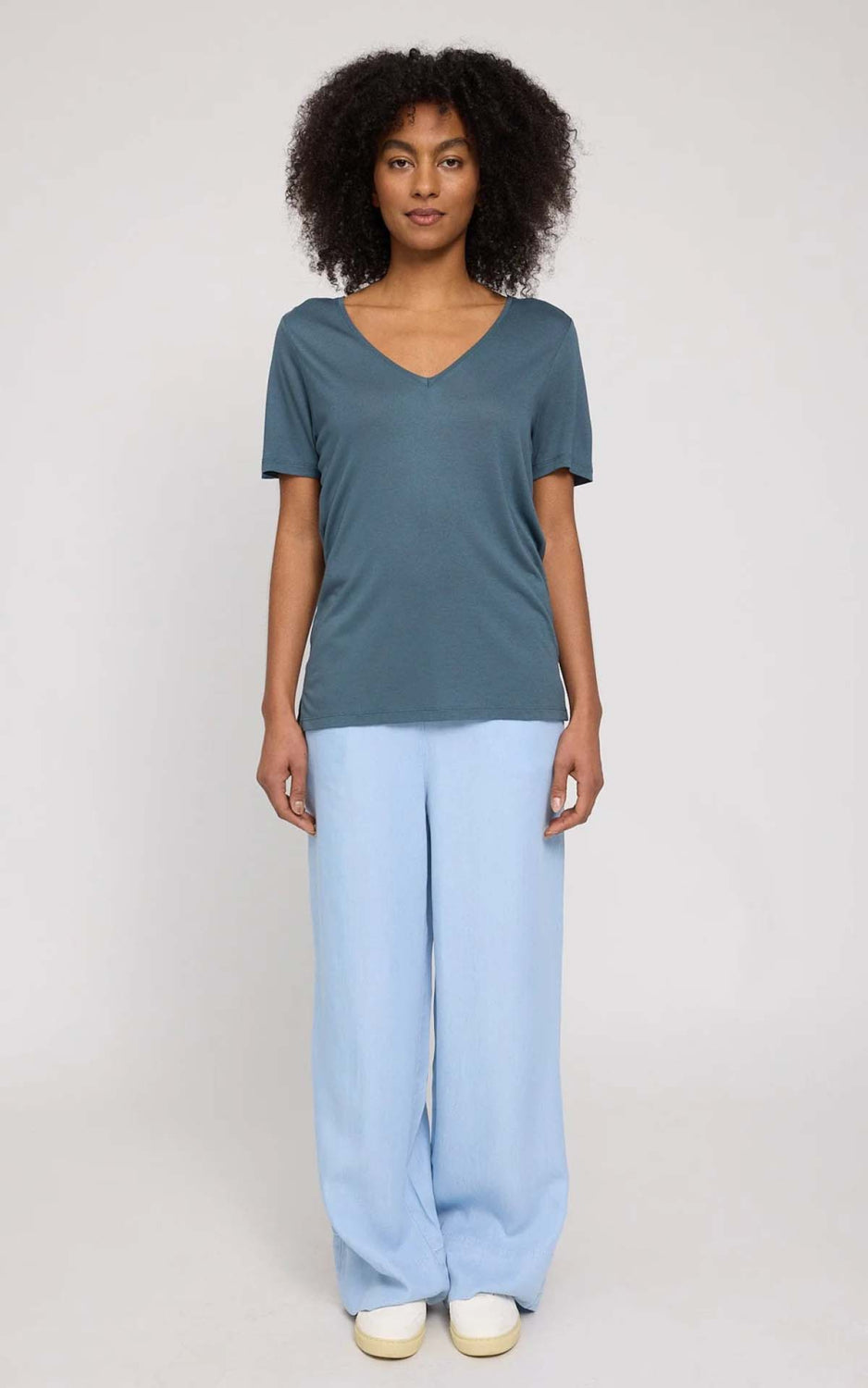 T-shirt Ecovero V-Neck