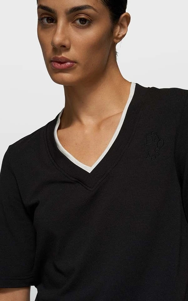 Tee Double Layer V-neck