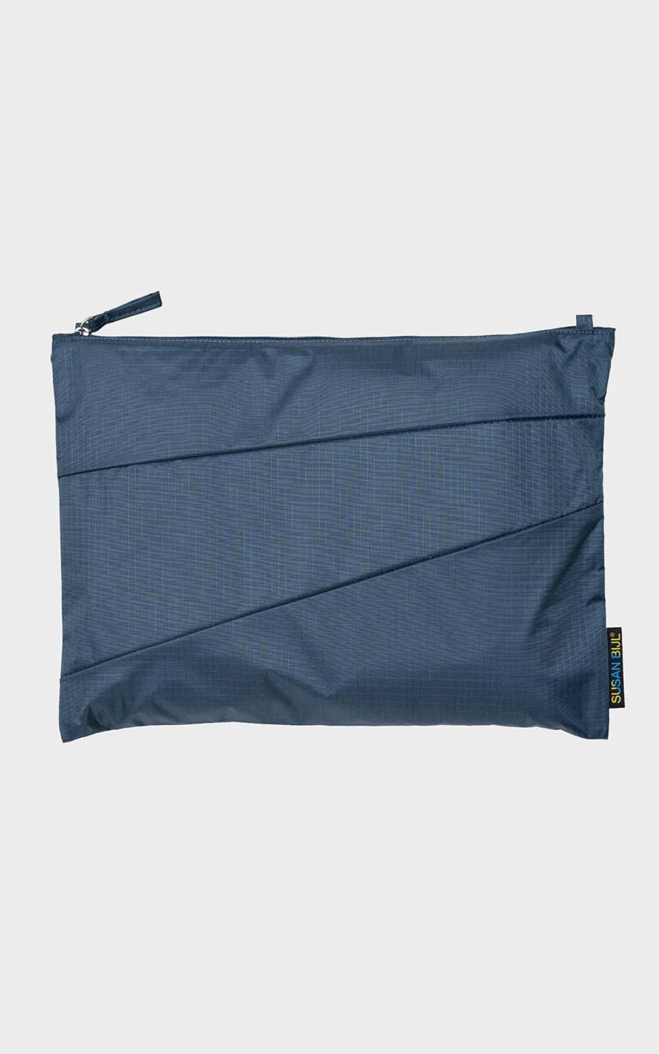 The New Pouch Mono