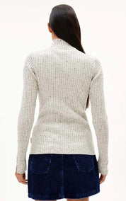 Top Alaania Tweed