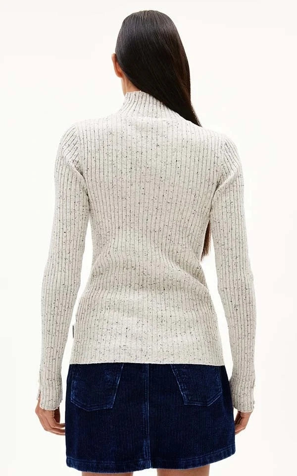 Top Alaania Tweed