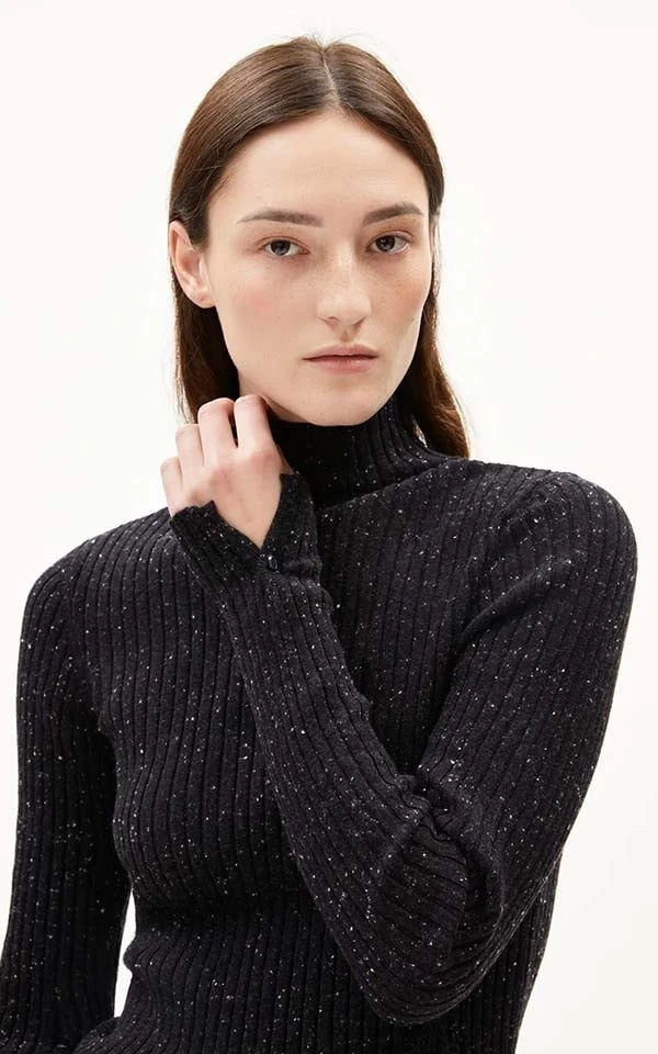 Top Alaania Tweed
