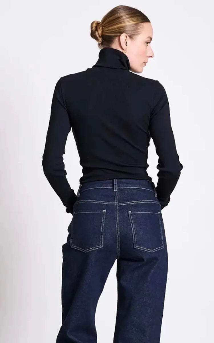 Jan 'n June Top Chuva Turtleneck Minirib