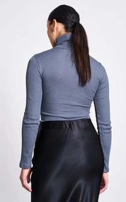Jan 'n June Top Chuva Turtleneck Minirib