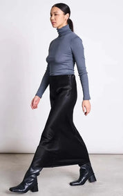 Jan 'n June Top Chuva Turtleneck Minirib