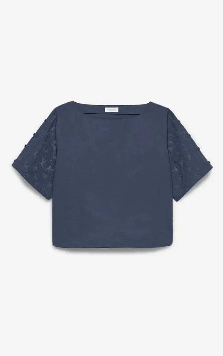 Alchemist Top Lotus