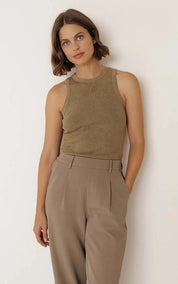 Top Strappy Logo