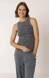 Top Strappy Logo