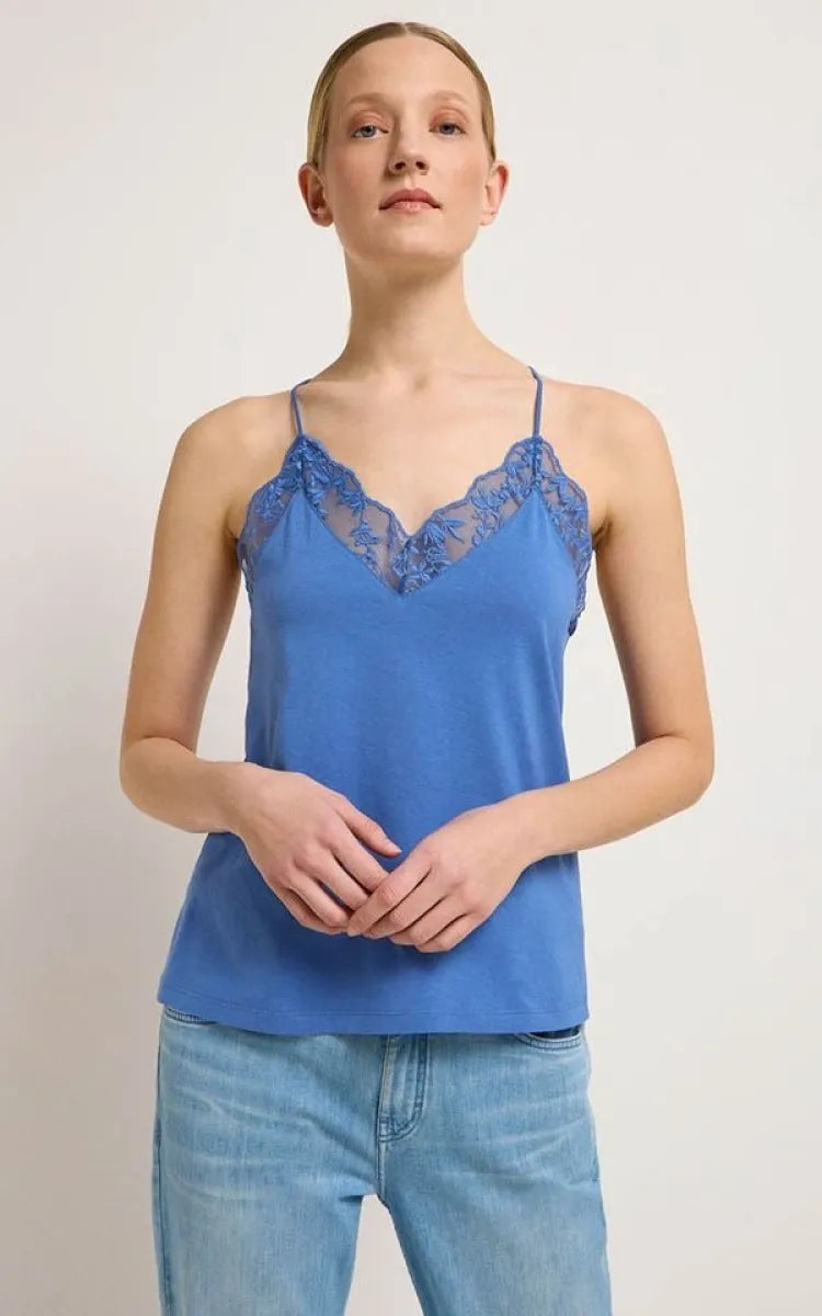 Lanius Top With Lace