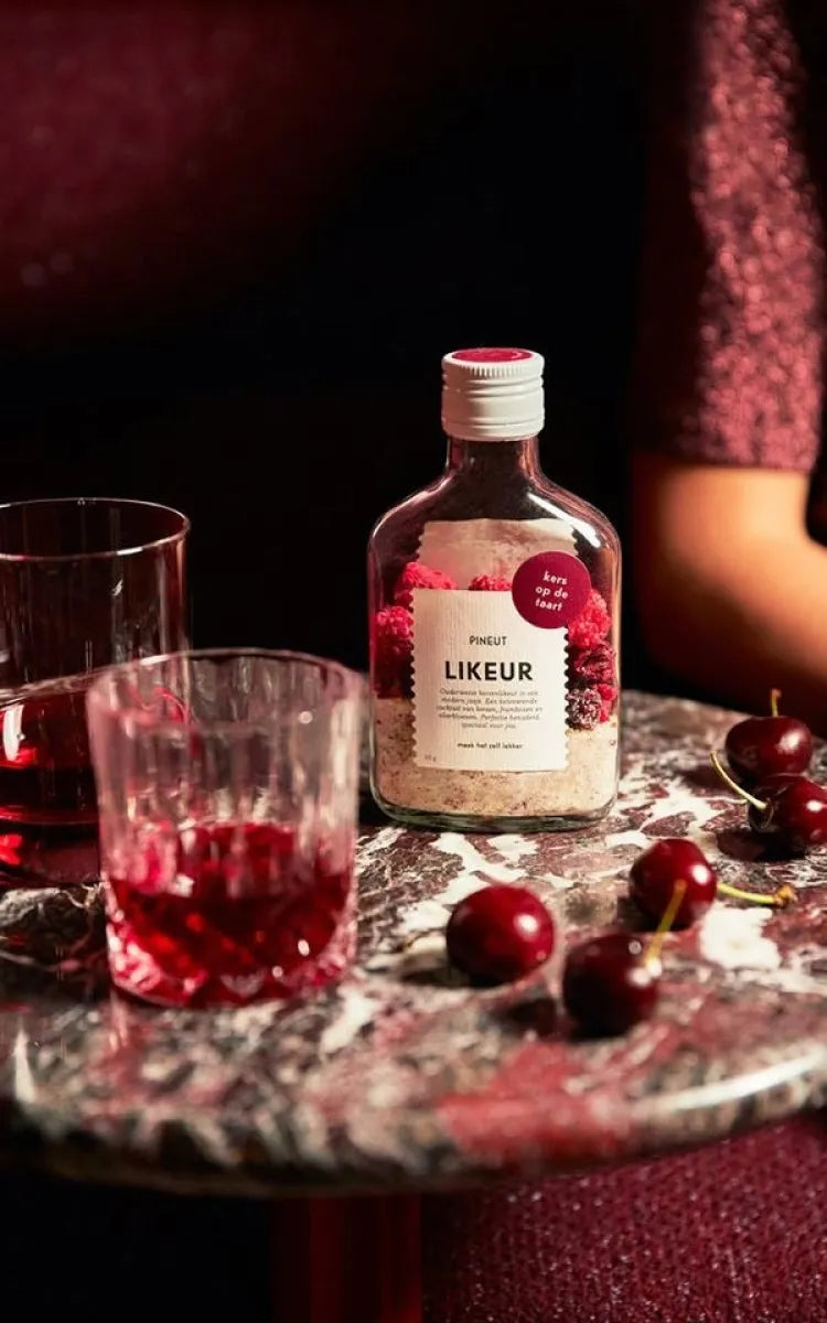 Pineut DIY Liqueur - Kers Op De Taart