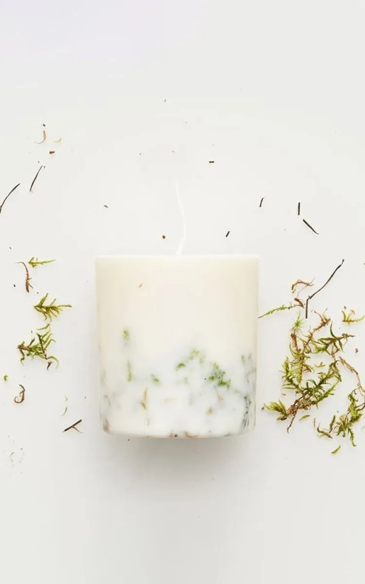 The MUNIO Candle Moss