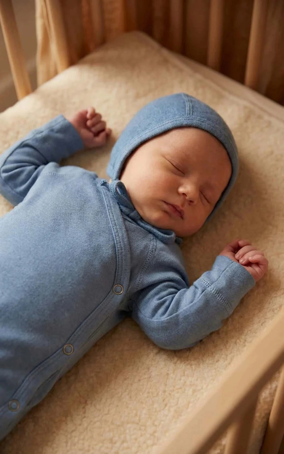 Wool Playsuit with feet